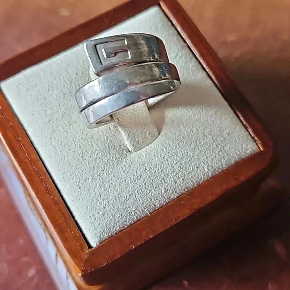Gucci Snake G Logo 925 Sterling Silver Ring, Size 5